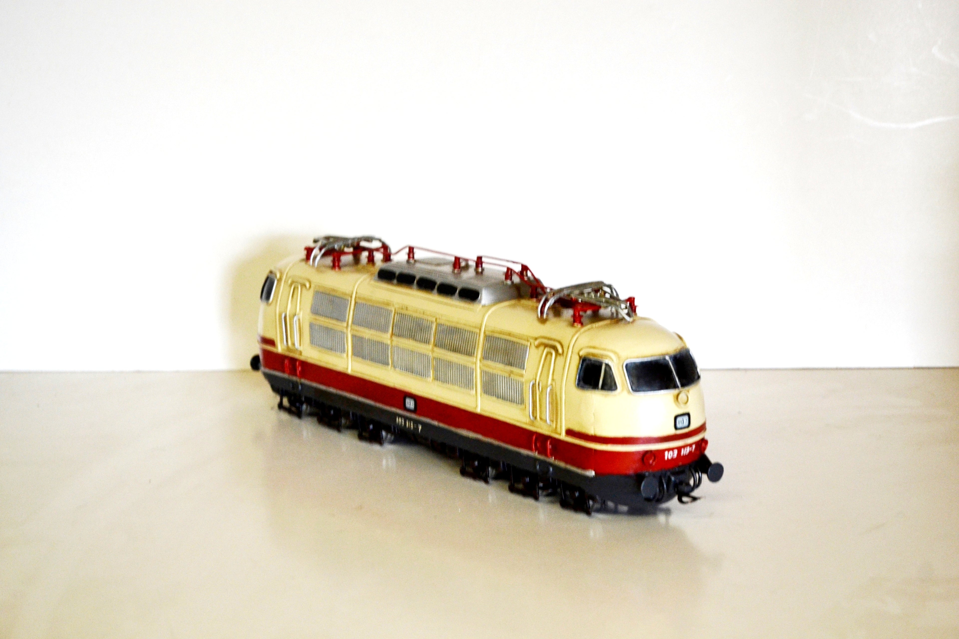Elektrolokomotive 103 des TEE – Sammlermodell
